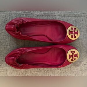 Tory Burch Reva Leather Flats in Pink Size 7